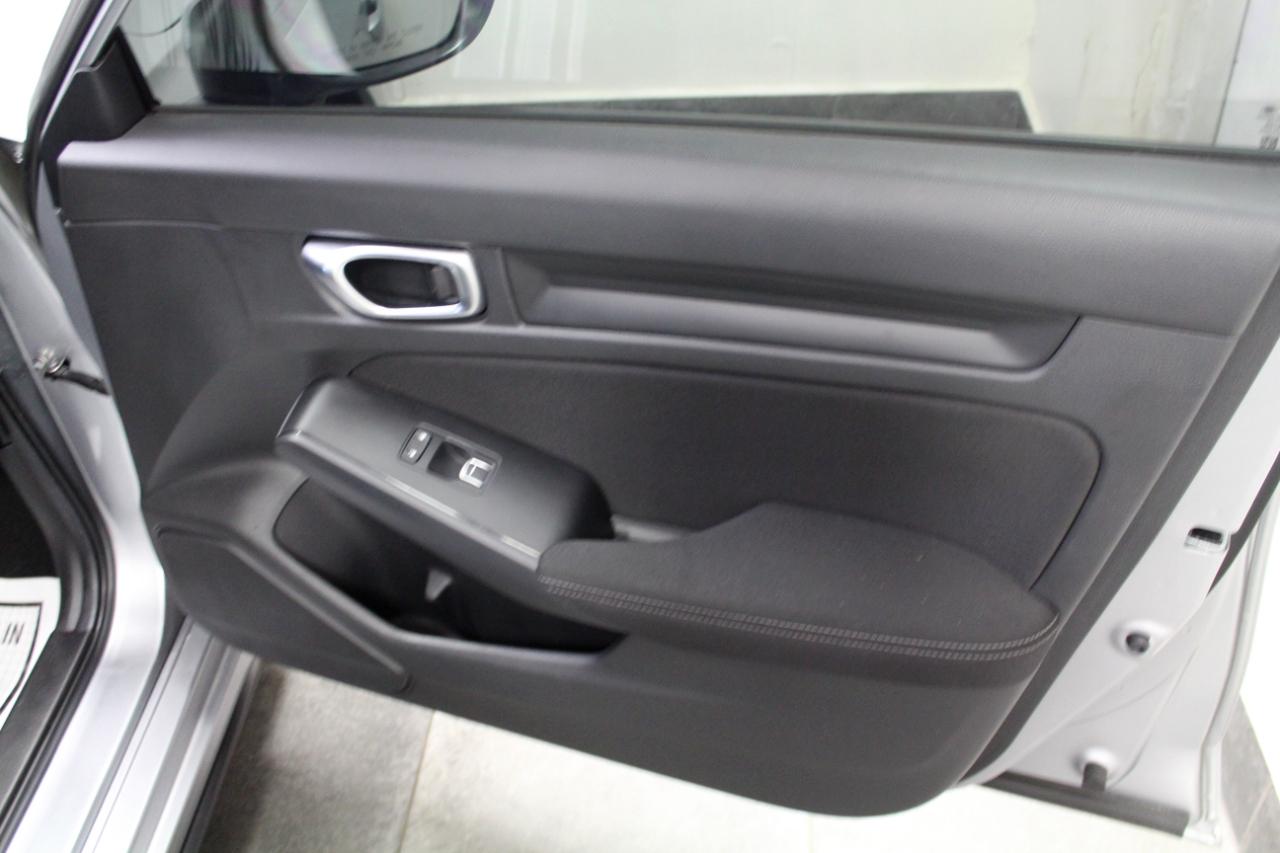 Honda Civic Hatchback LX CVT 2024