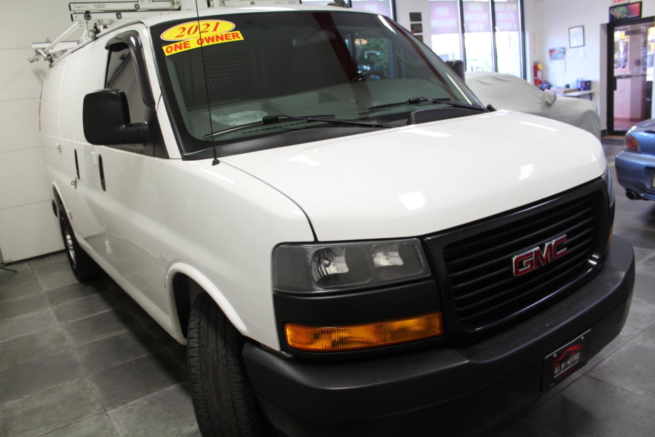 GMC Savana Cargo Van RWD 2500 135" 2021