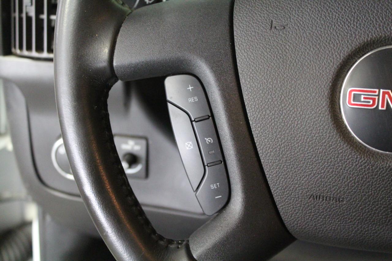 GMC Savana Cargo Van RWD 2500 135" 2021
