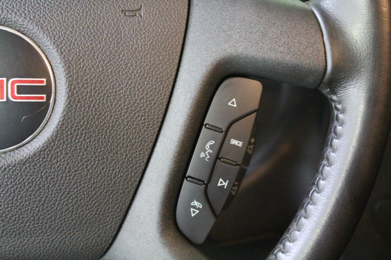 GMC Savana Cargo Van RWD 2500 135" 2021