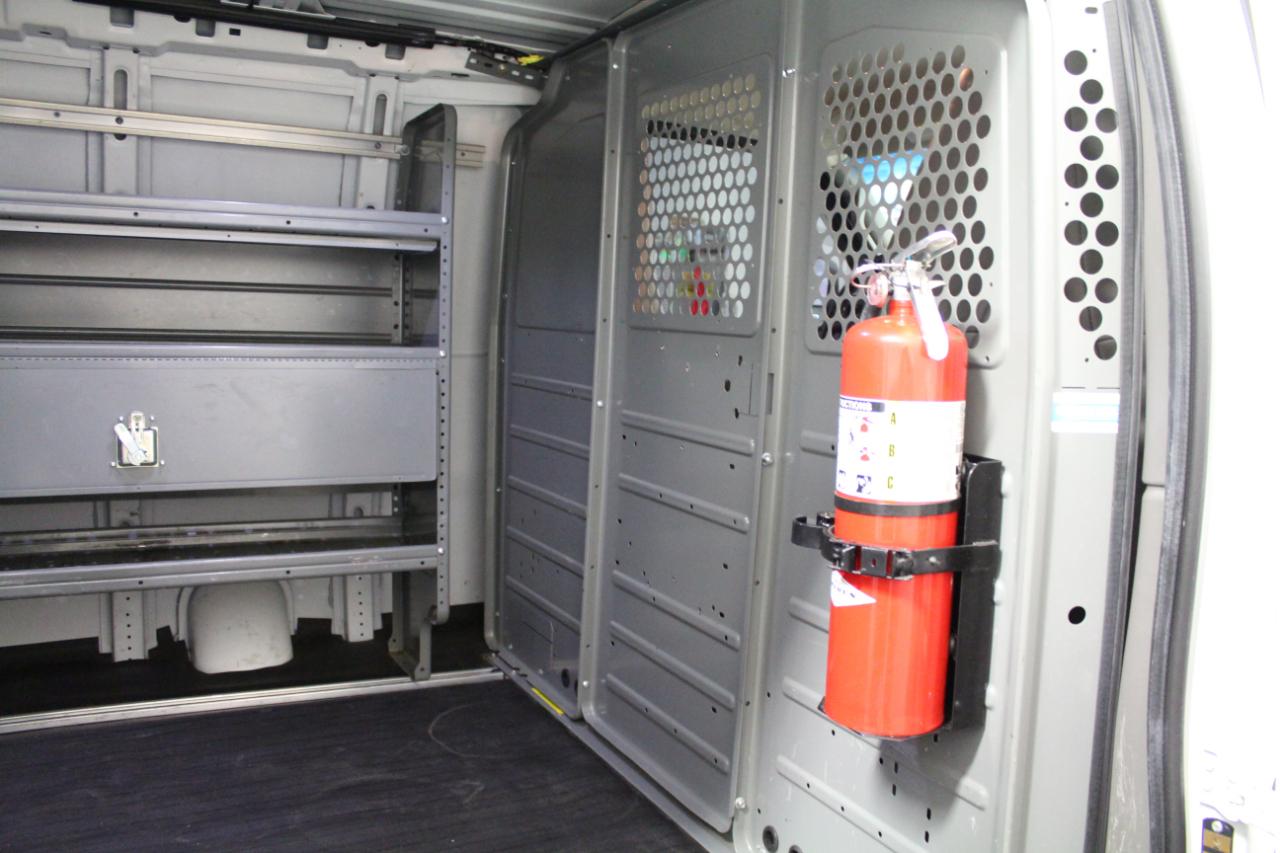 GMC Savana Cargo Van RWD 2500 135" 2021