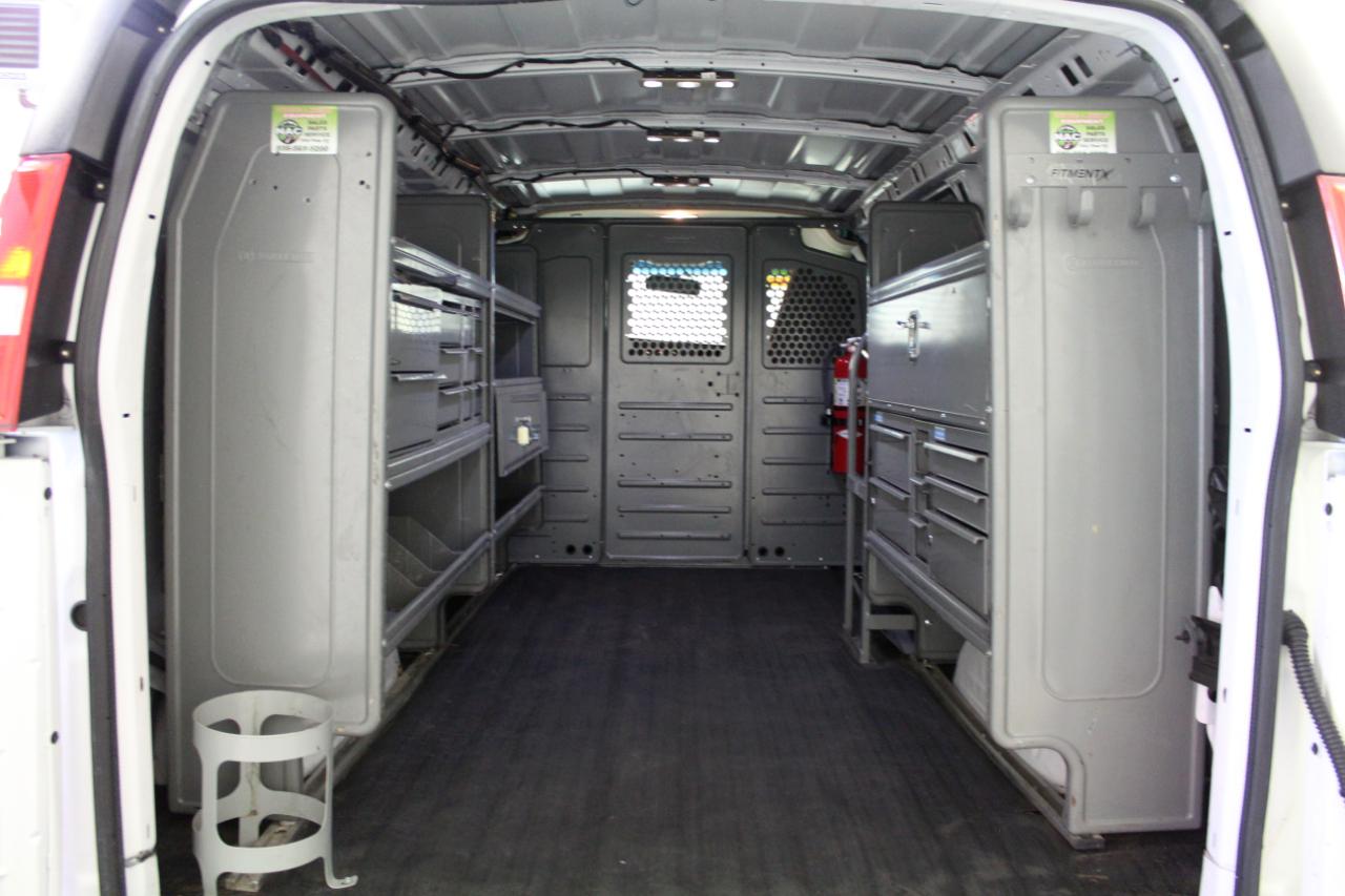 GMC Savana Cargo Van RWD 2500 135" 2021