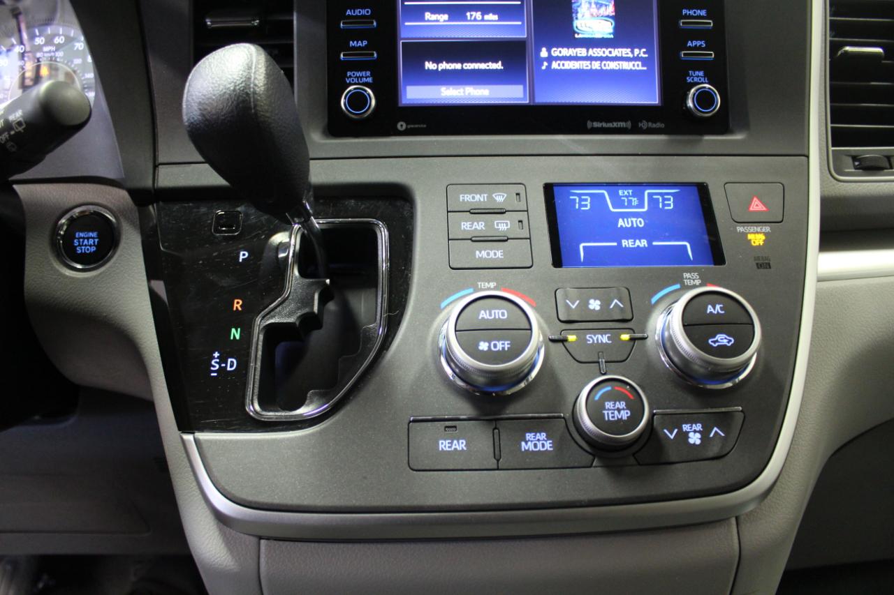 Toyota Sienna LE AWD 7-Passenger (Natl) 2020