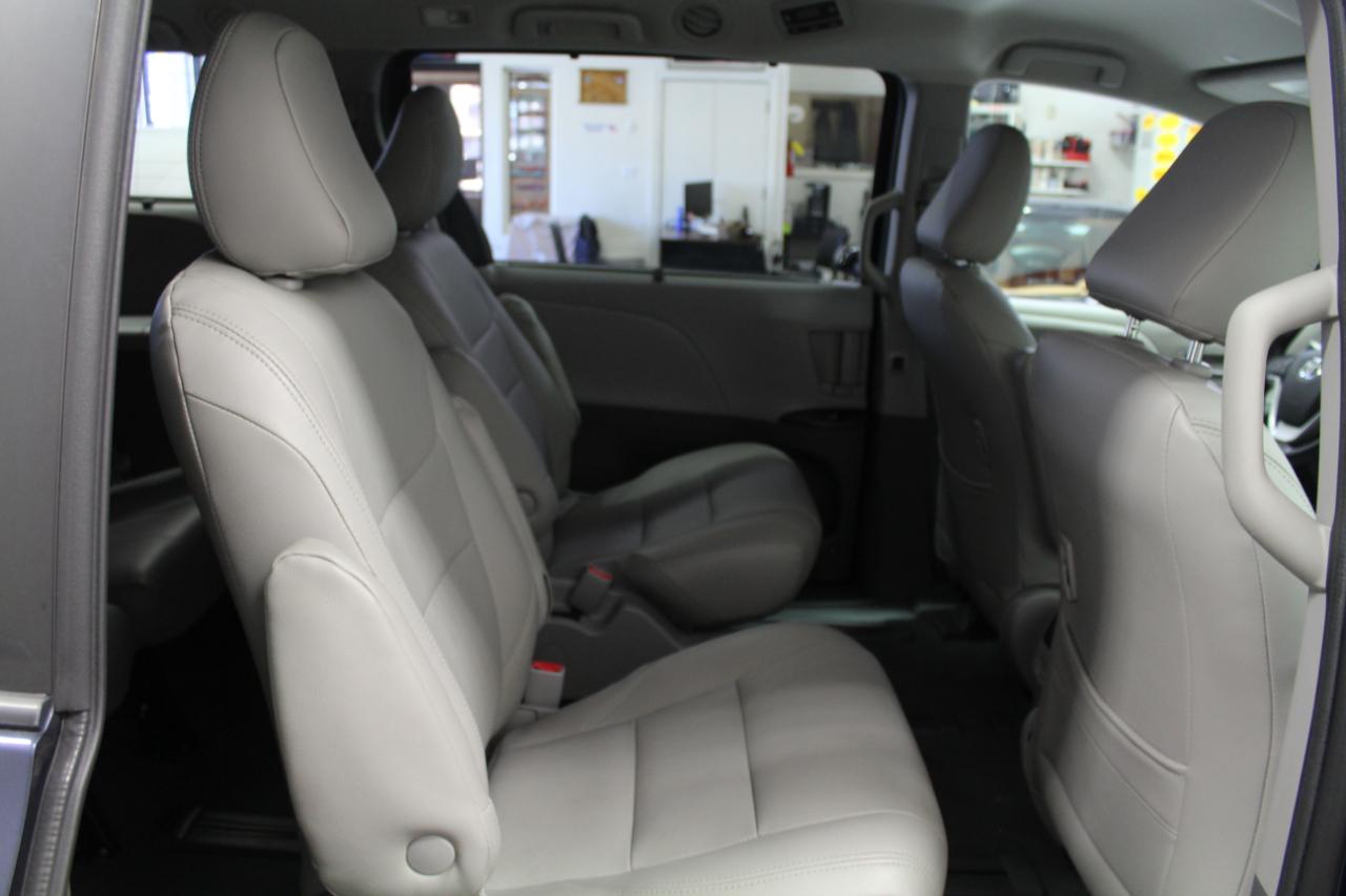Toyota Sienna LE AWD 7-Passenger (Natl) 2020