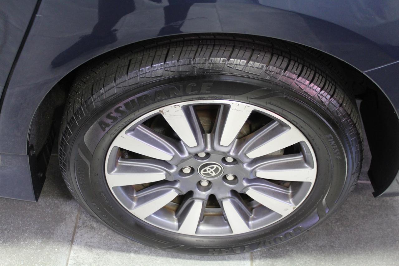 Toyota Sienna LE AWD 7-Passenger (Natl) 2020