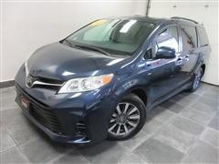 2020 Toyota Sienna 
