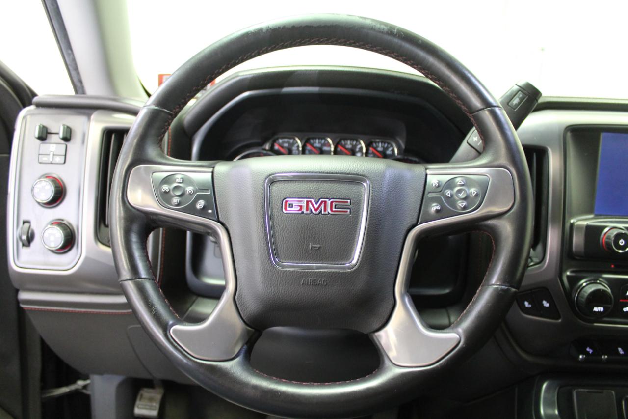 GMC Sierra 1500 4WD Crew Cab 153.0" SLT 2015