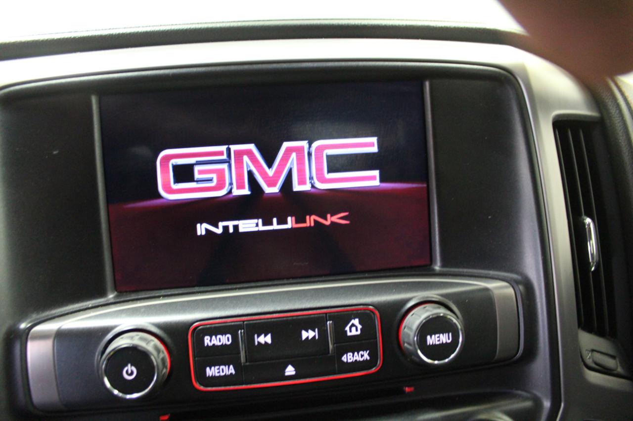 GMC Sierra 1500 4WD Crew Cab 153.0" SLT 2015