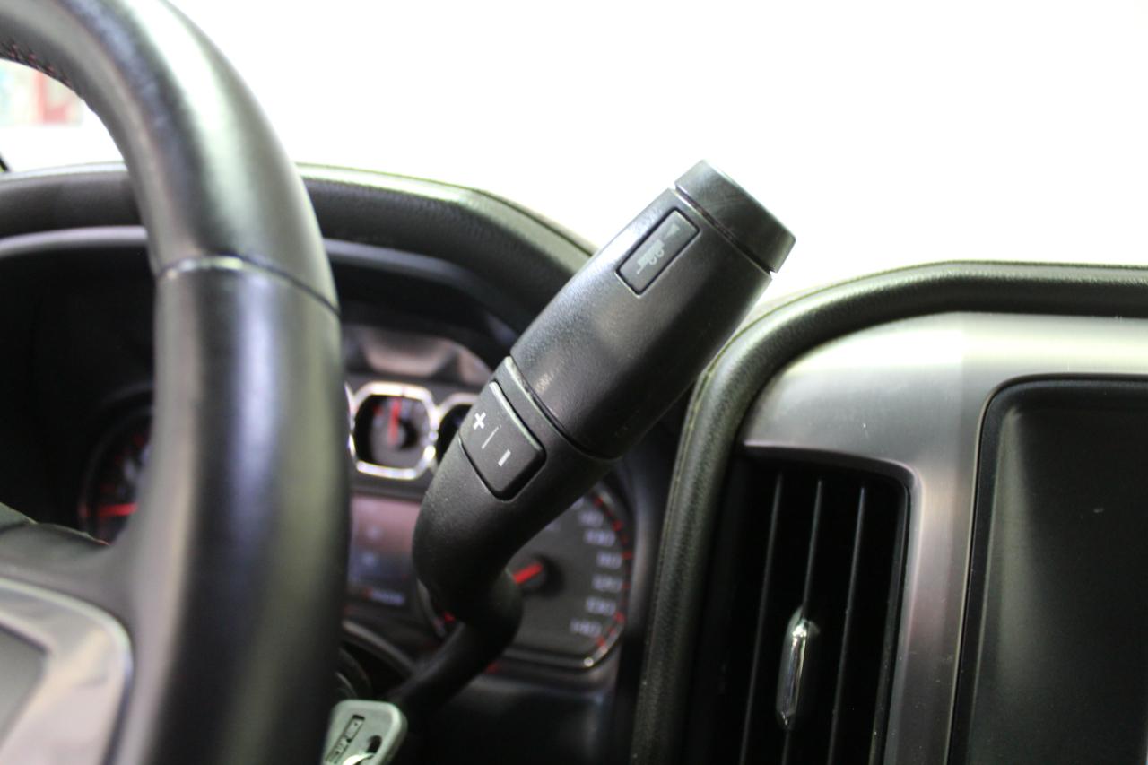 GMC Sierra 1500 4WD Crew Cab 153.0" SLT 2015