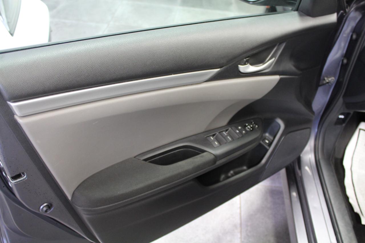 Honda Civic Sedan 4dr Man LX 2016