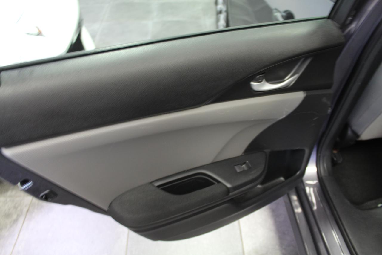 Honda Civic Sedan 4dr Man LX 2016