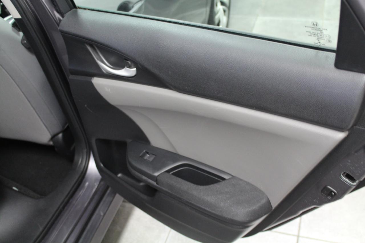 Honda Civic Sedan 4dr Man LX 2016