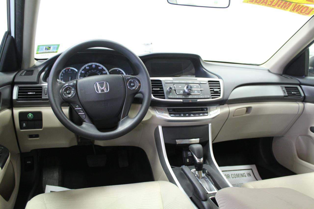 Honda Accord Sedan 4dr I4 CVT LX 2015