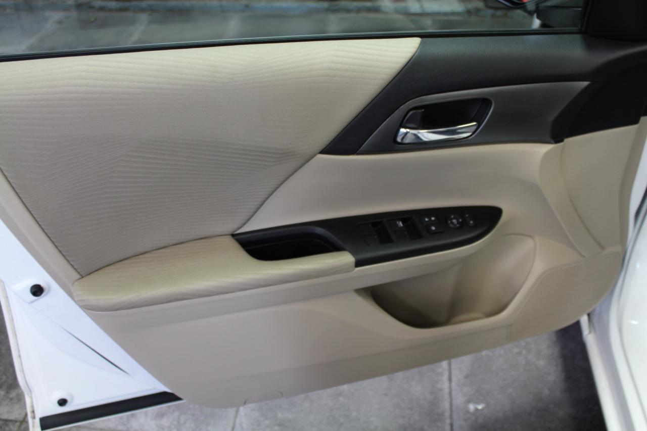 Honda Accord Sedan 4dr I4 CVT LX 2015