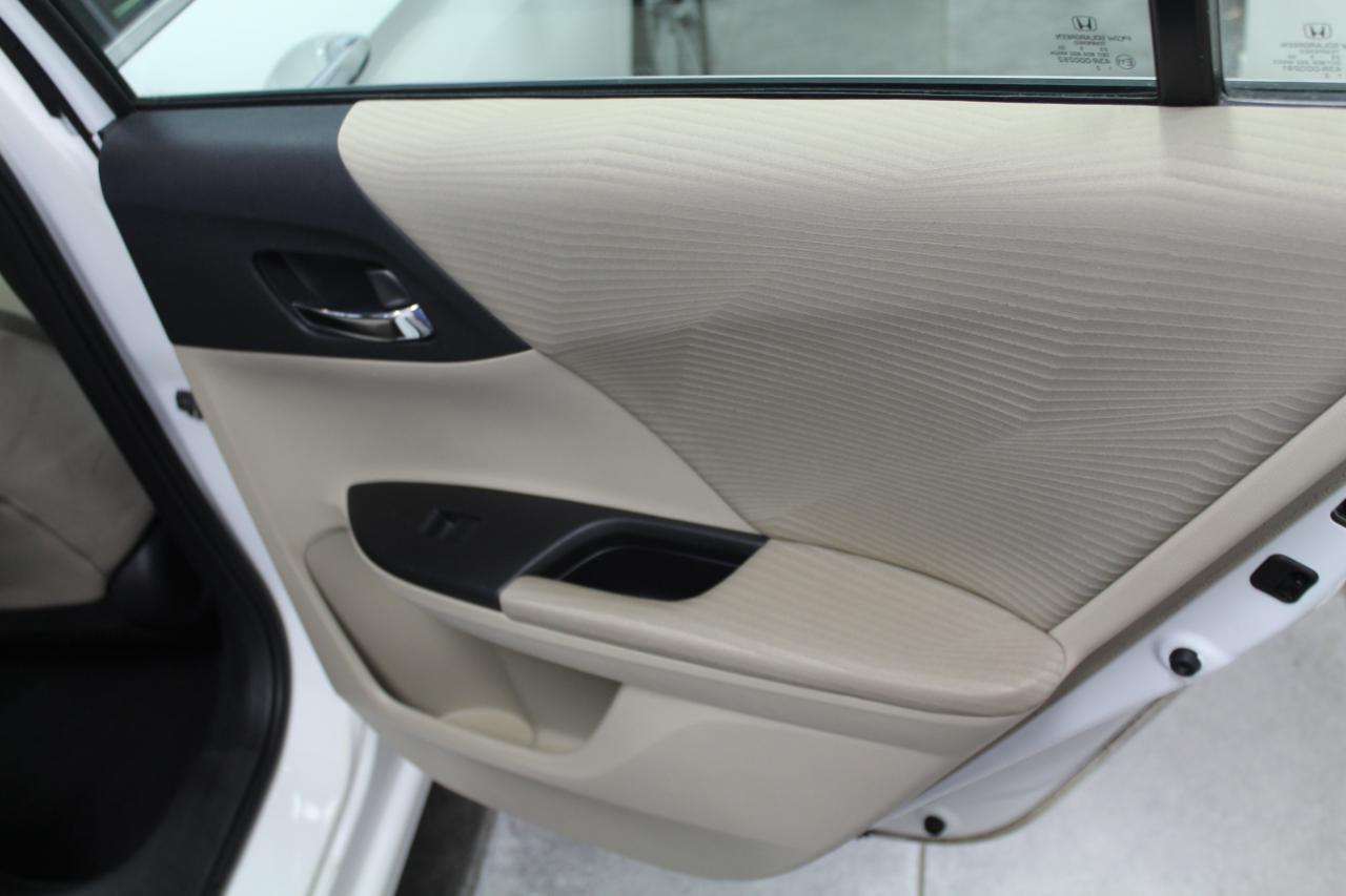 Honda Accord Sedan 4dr I4 CVT LX 2015