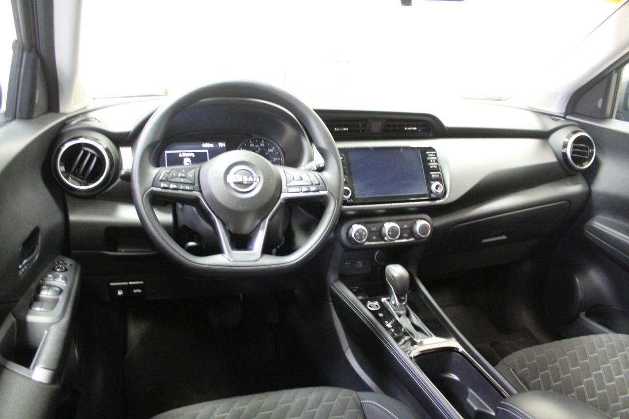 Nissan Kicks SV FWD 2023