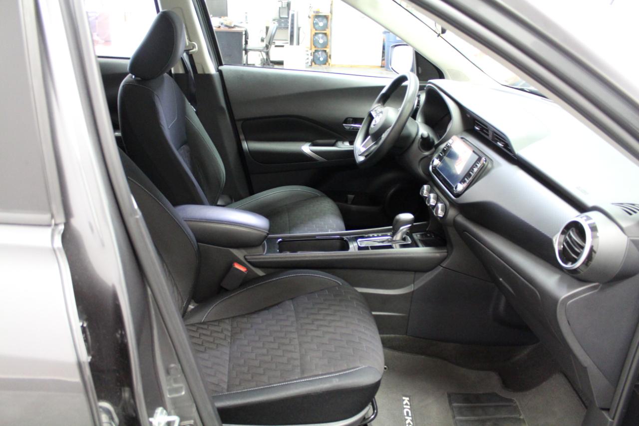 Nissan Kicks SV FWD 2023