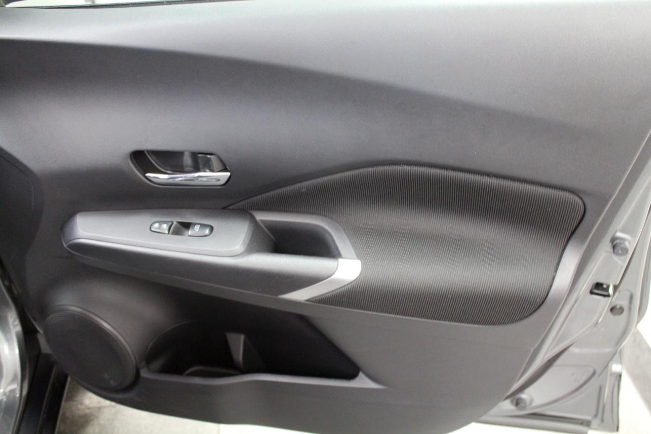 Nissan Kicks SV FWD 2023
