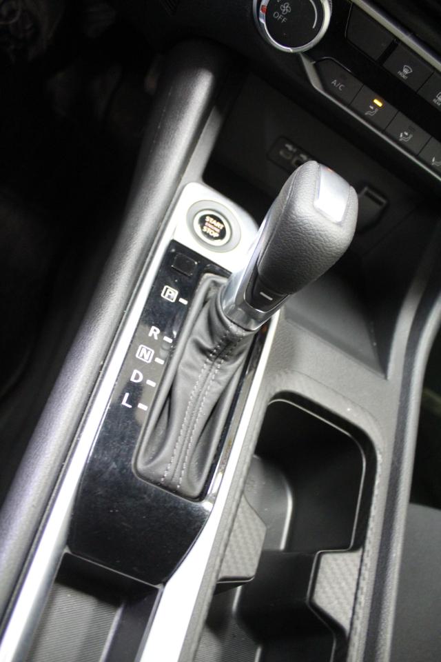 Nissan Sentra SV CVT 2023