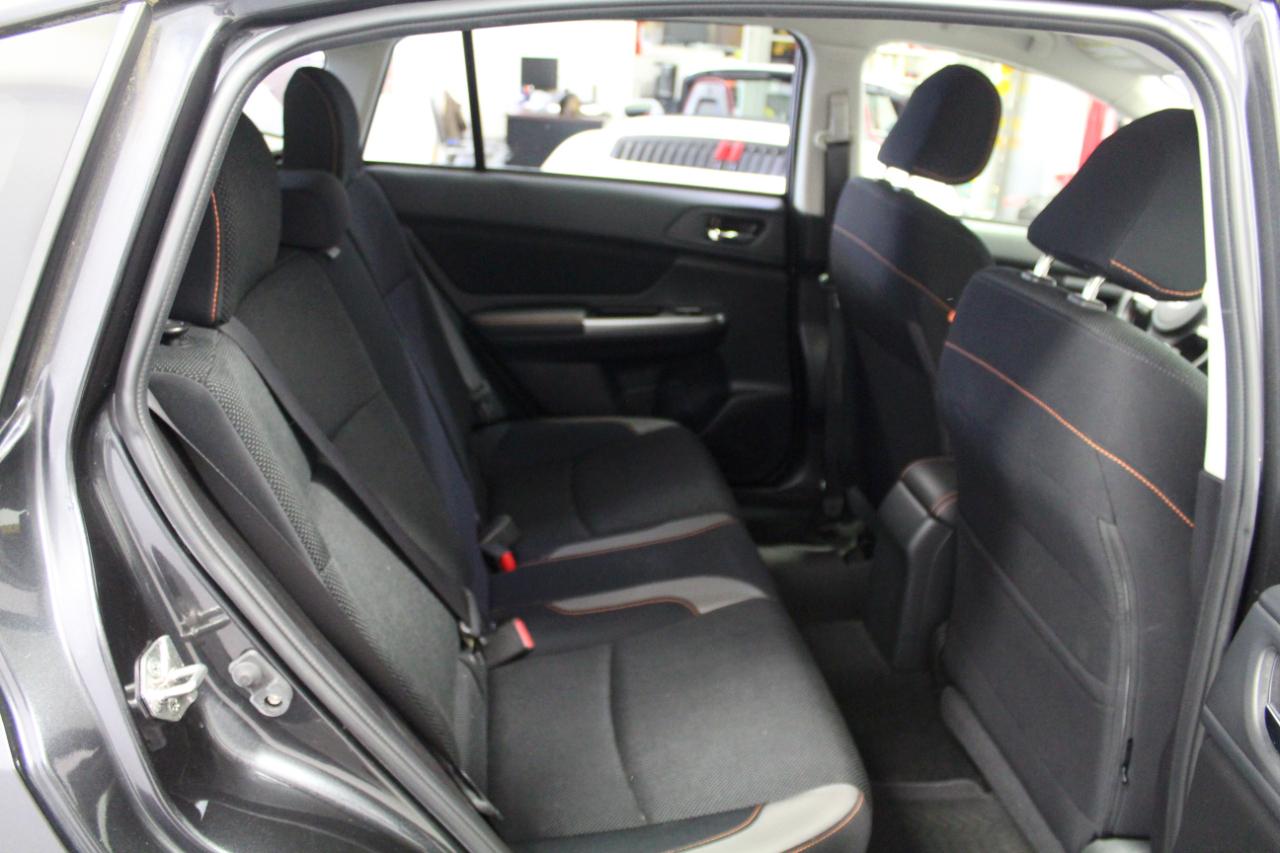 Subaru Crosstrek 5dr CVT 2.0i Premium 2016