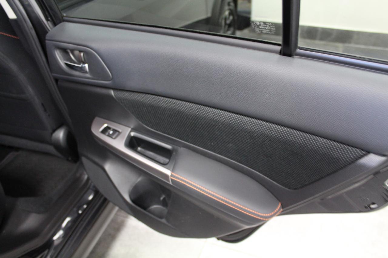 Subaru Crosstrek 5dr CVT 2.0i Premium 2016