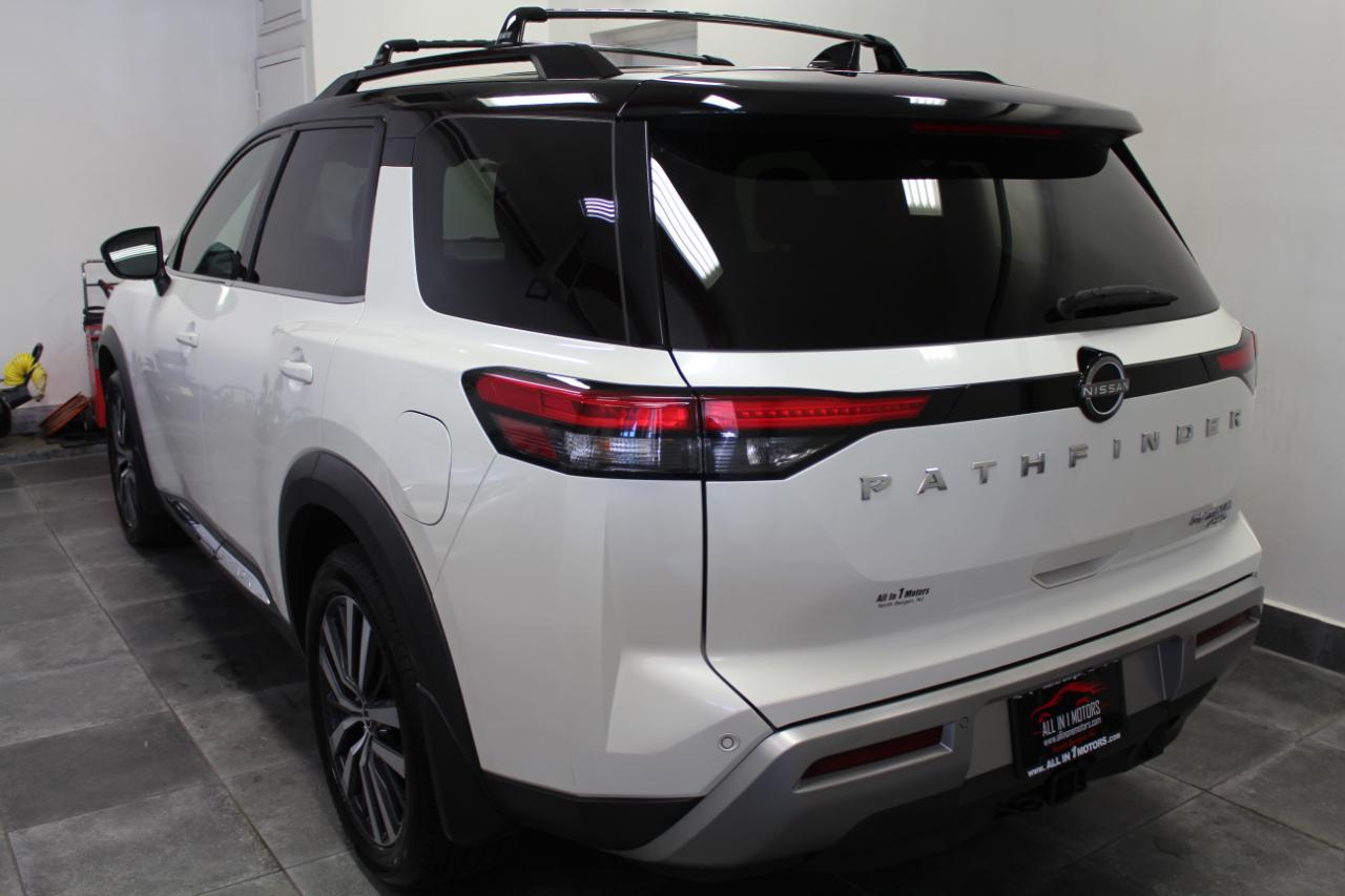 Nissan Pathfinder Platinum 4WD 2022