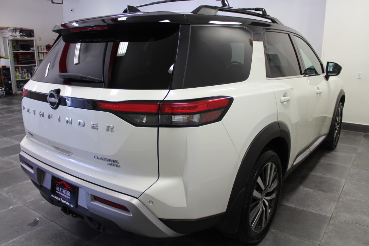 Nissan Pathfinder Platinum 4WD 2022