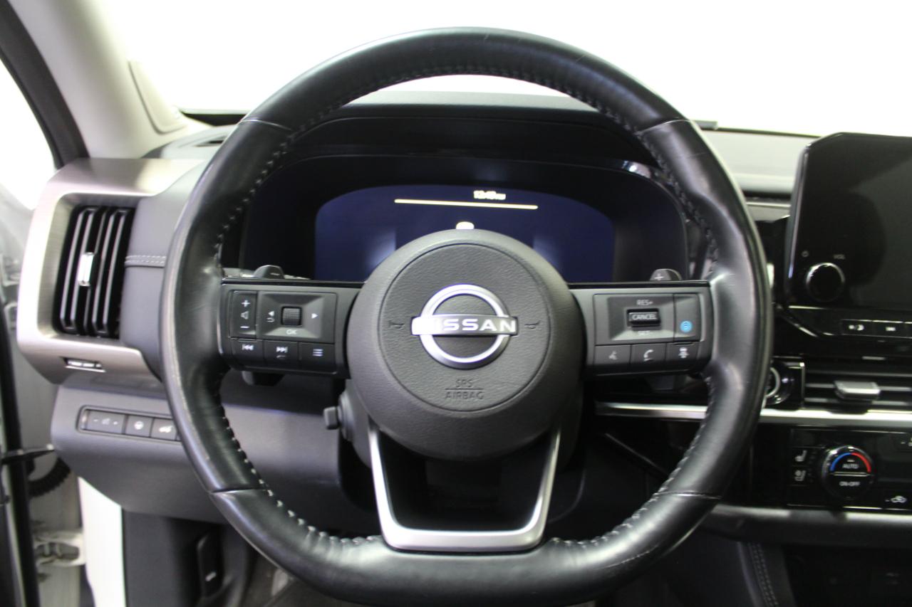 Nissan Pathfinder Platinum 4WD 2022