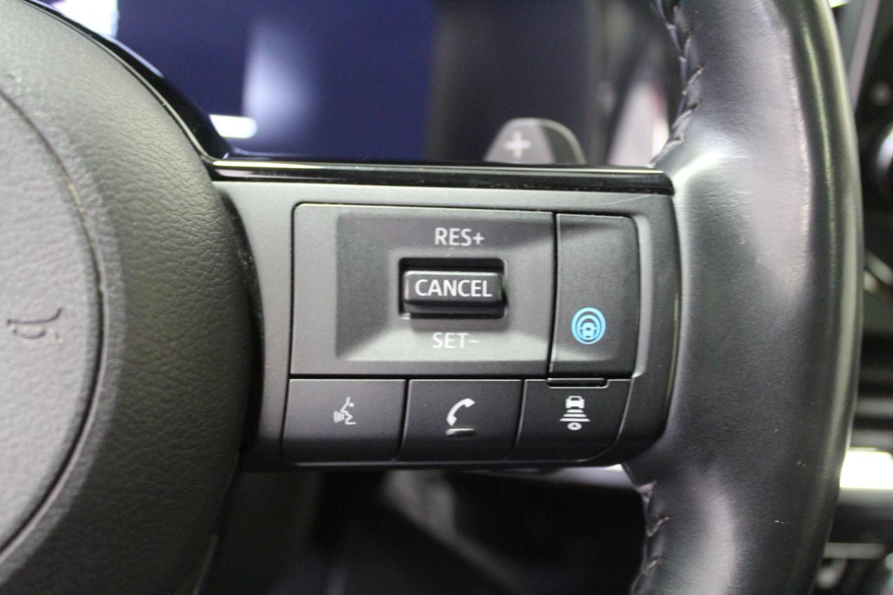 Nissan Pathfinder Platinum 4WD 2022
