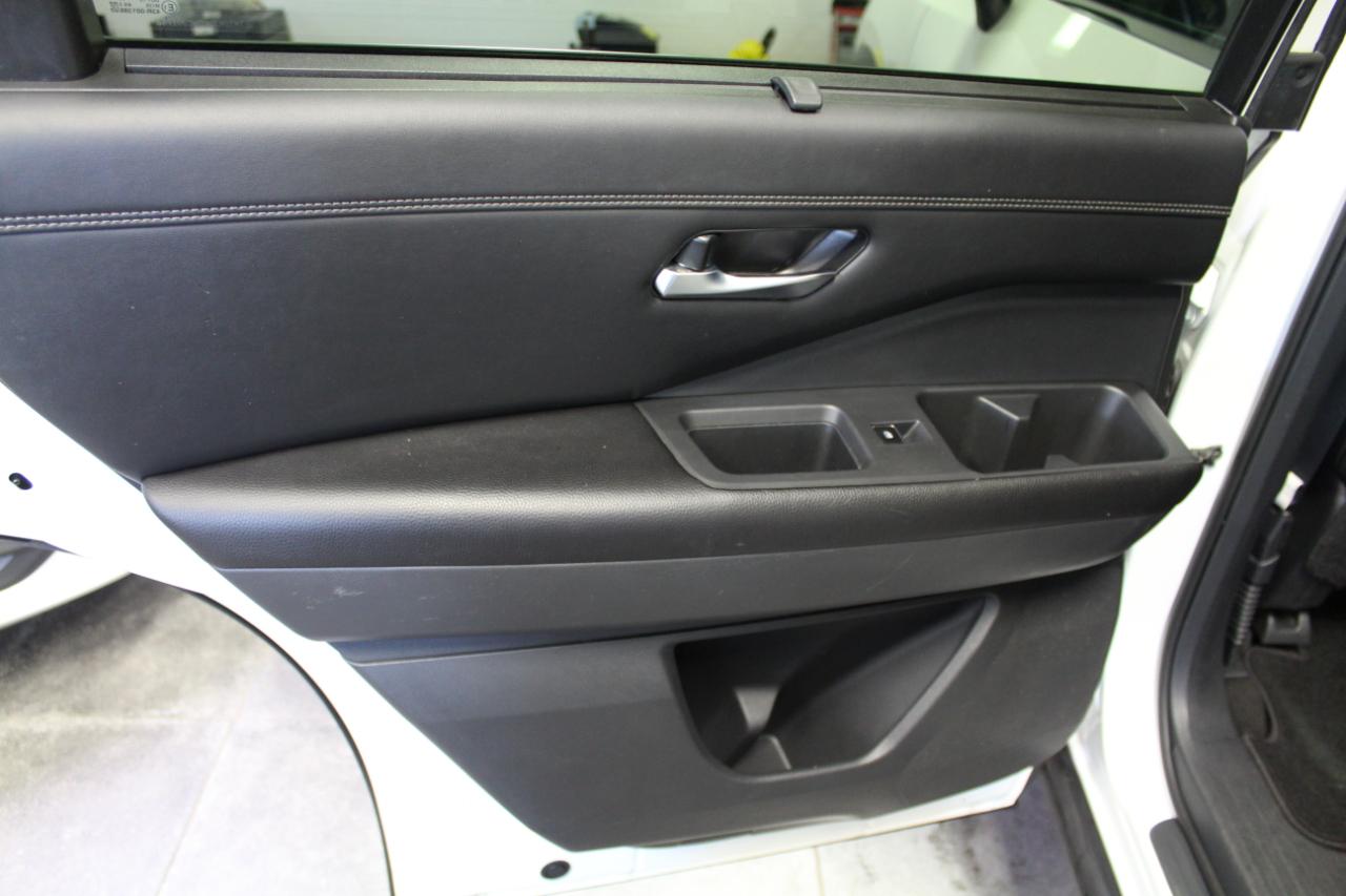Nissan Pathfinder Platinum 4WD 2022