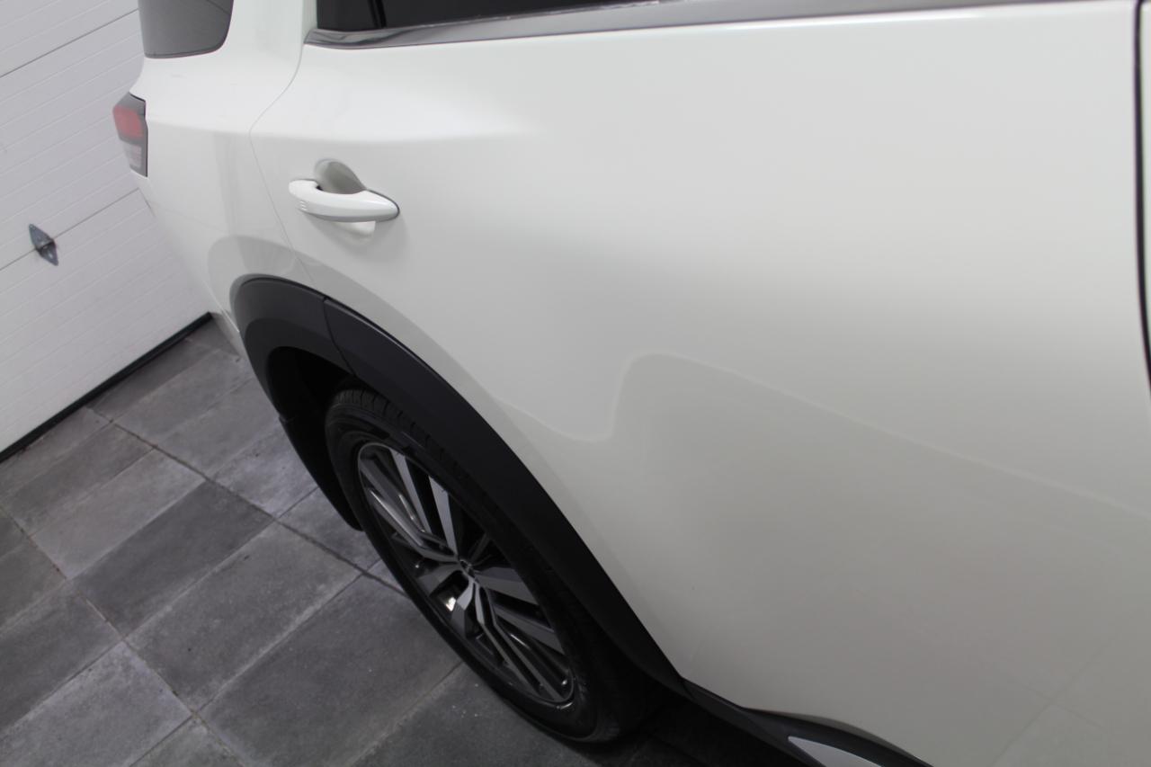 Nissan Pathfinder Platinum 4WD 2022