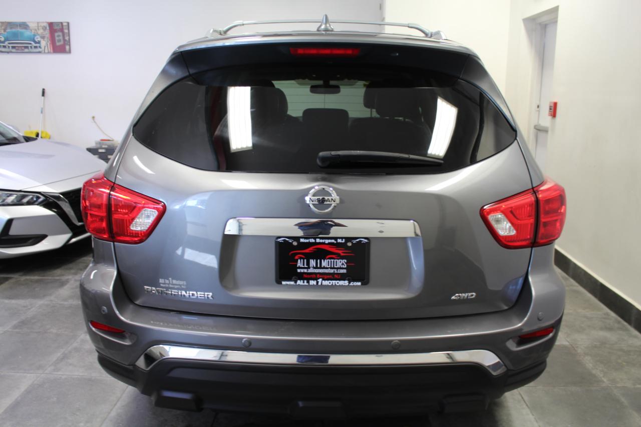 Nissan Pathfinder 4x4 SL 2020