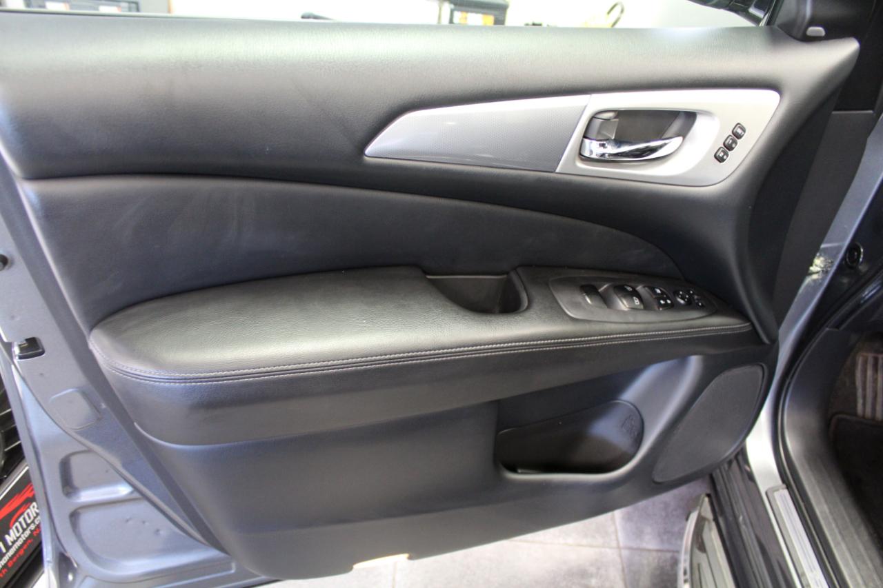 Nissan Pathfinder 4x4 SL 2020