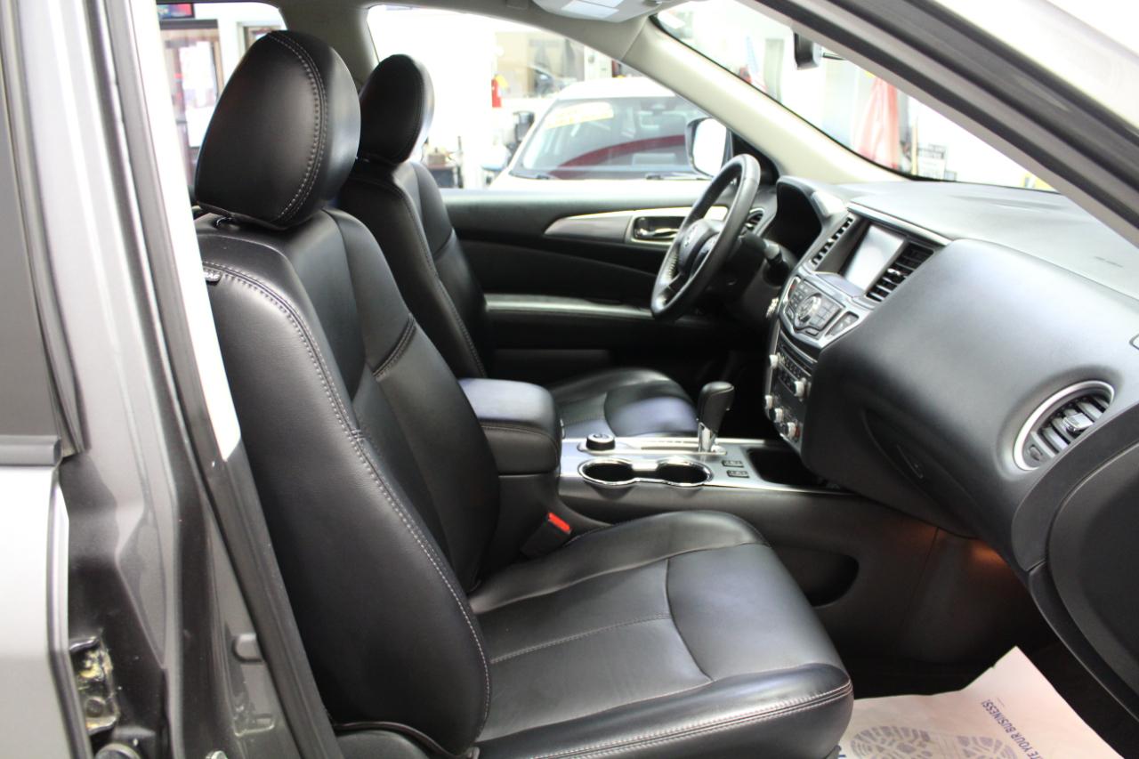 Nissan Pathfinder 4x4 SL 2020