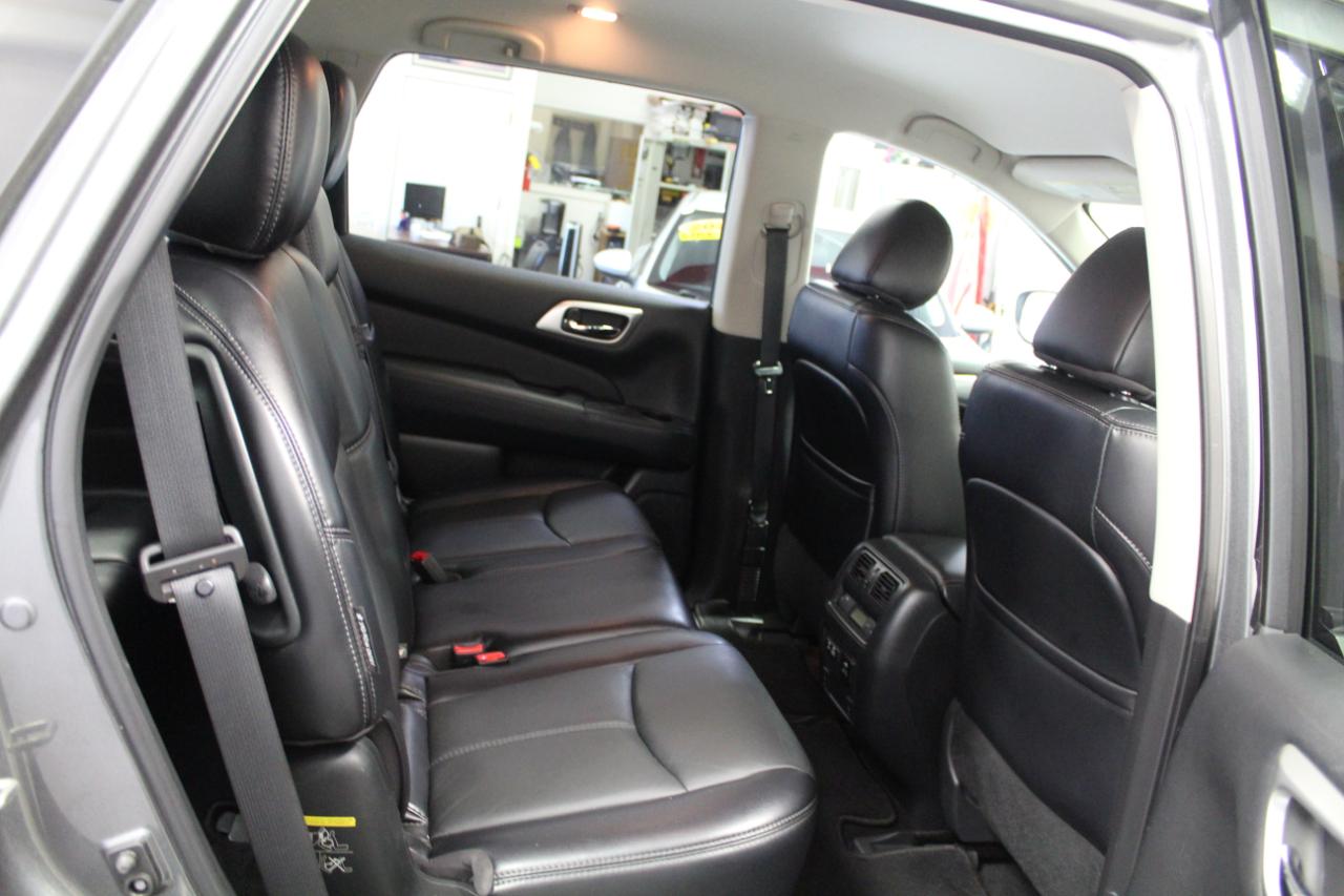 Nissan Pathfinder 4x4 SL 2020