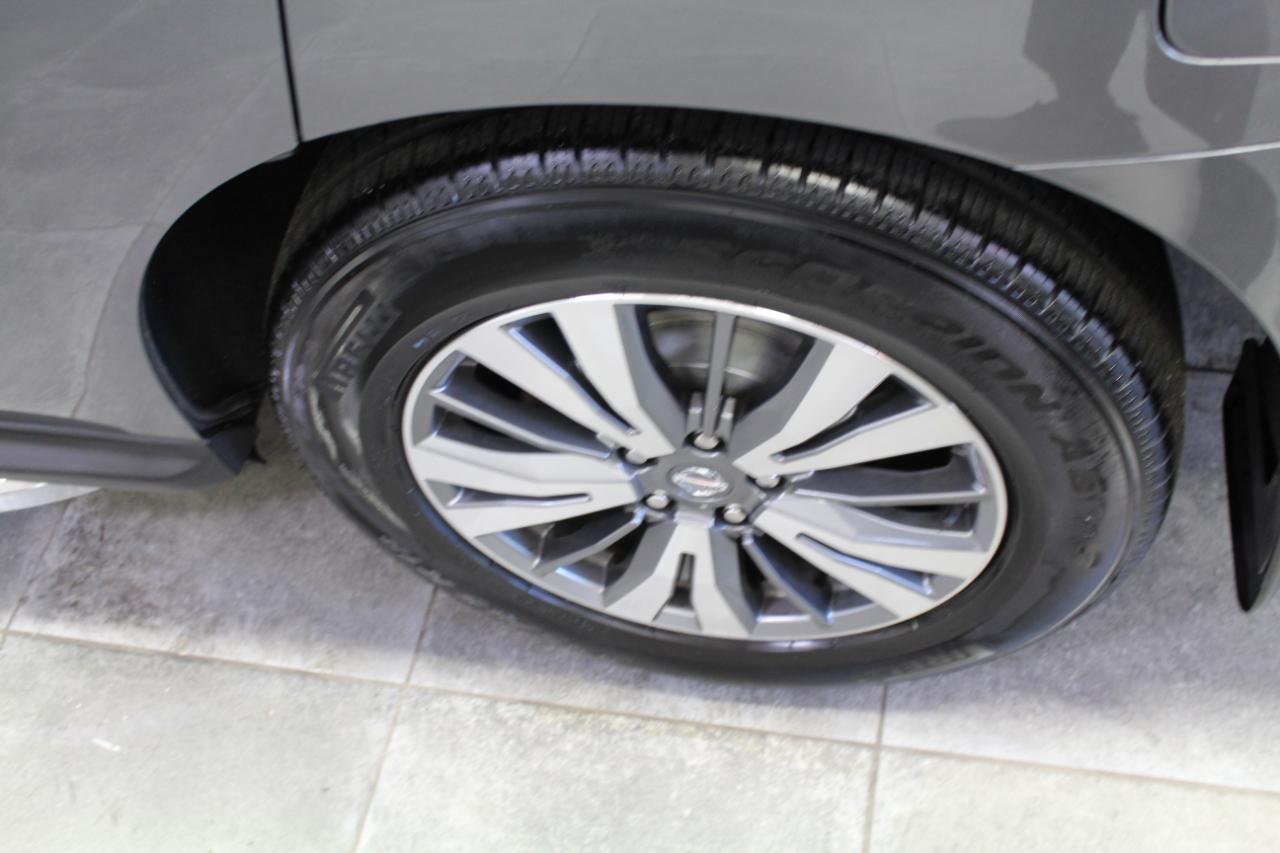 Nissan Pathfinder 4x4 SL 2020