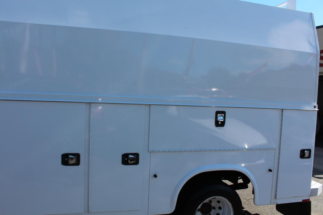 Ford Transit Cutaway T-350 DRW 138" WB 9950 GVWR 2018