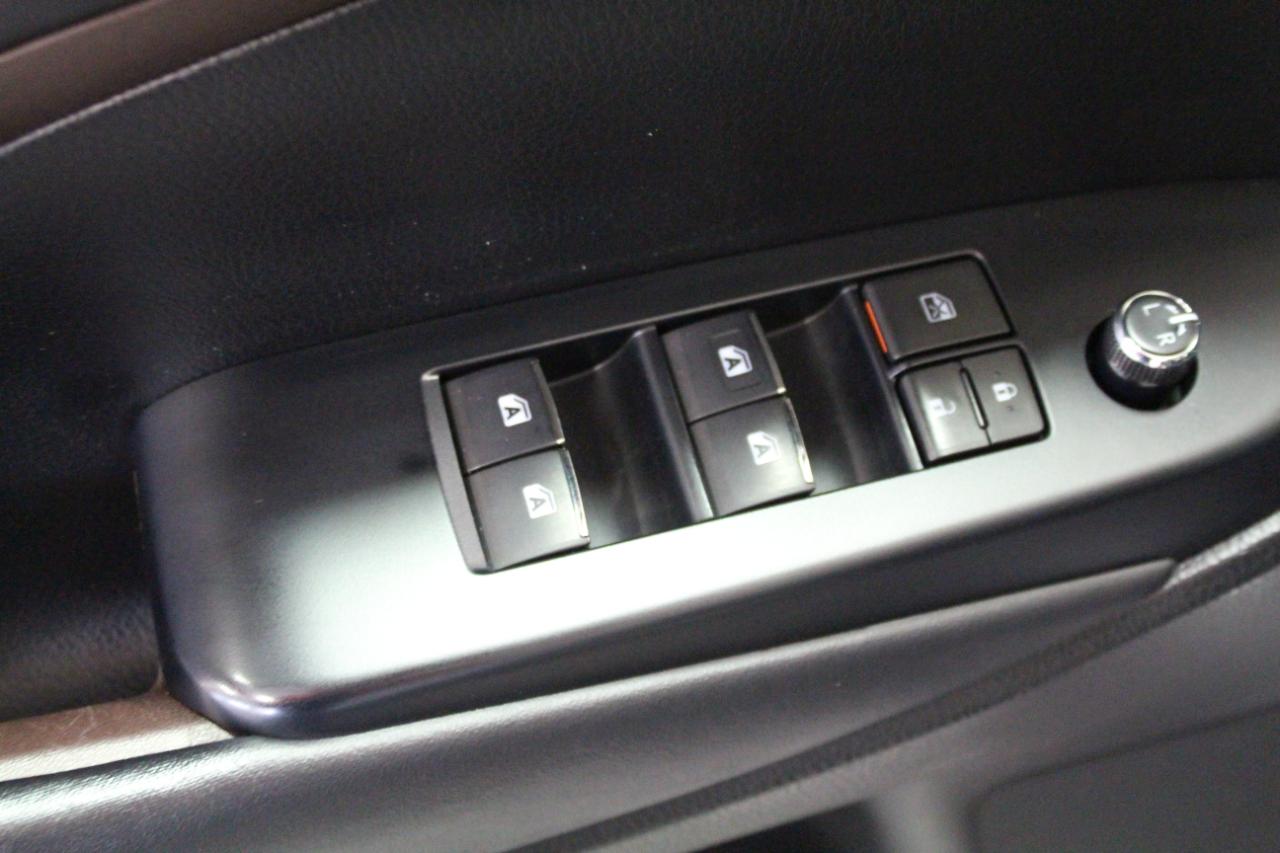 Toyota Highlander Hybrid Limited Platinum AWD (Natl) 2017