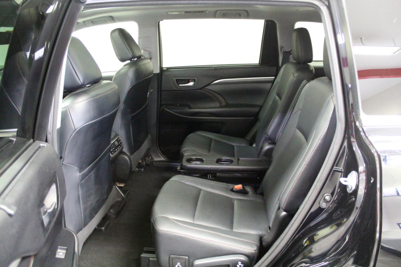 Toyota Highlander Hybrid Limited Platinum AWD (Natl) 2017