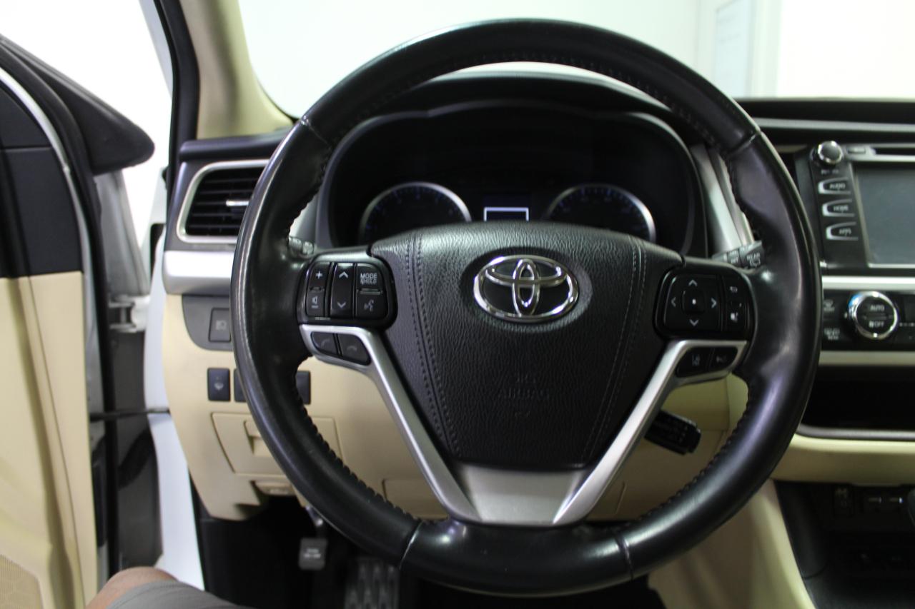 Toyota Highlander XLE V6 AWD (Natl) 2019