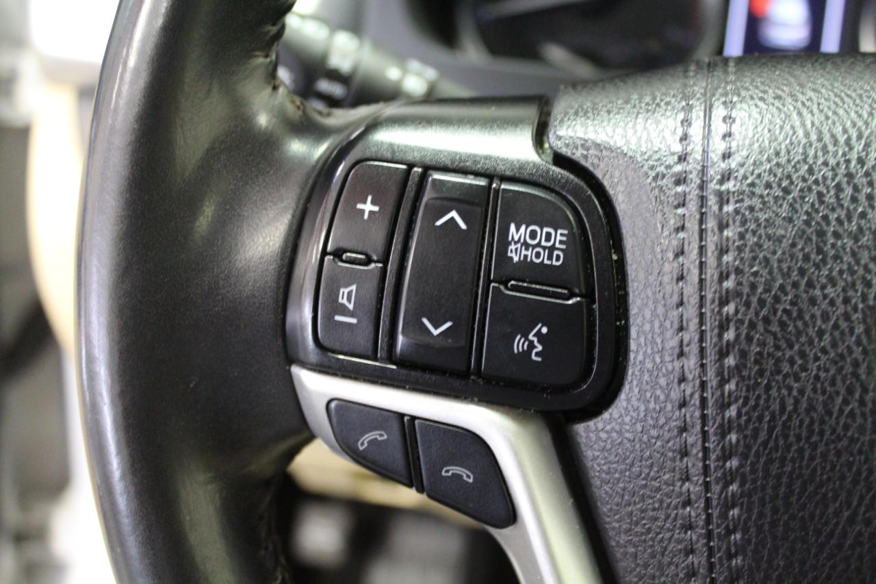 Toyota Highlander XLE V6 AWD (Natl) 2019
