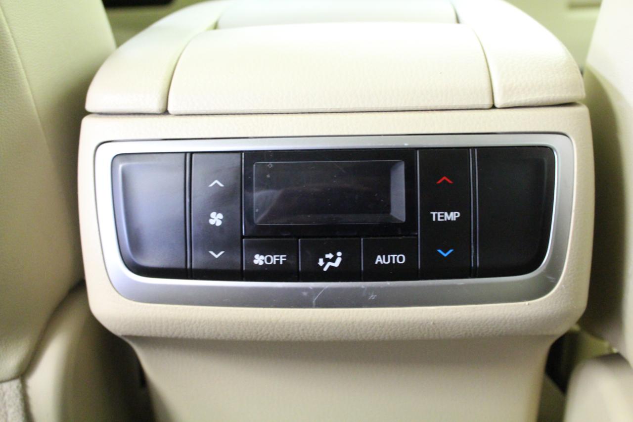 Toyota Highlander XLE V6 AWD (Natl) 2019