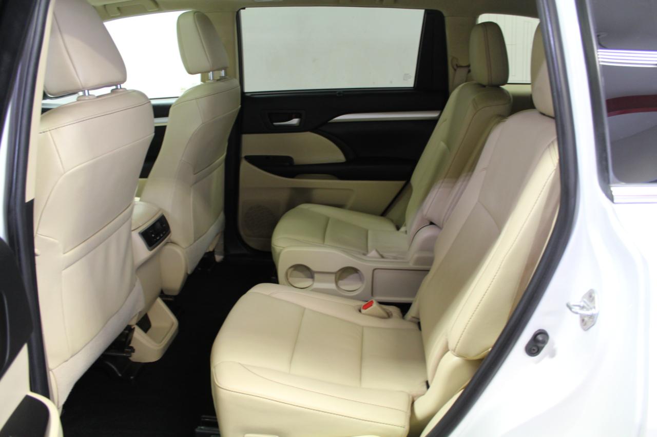 Toyota Highlander XLE V6 AWD (Natl) 2019