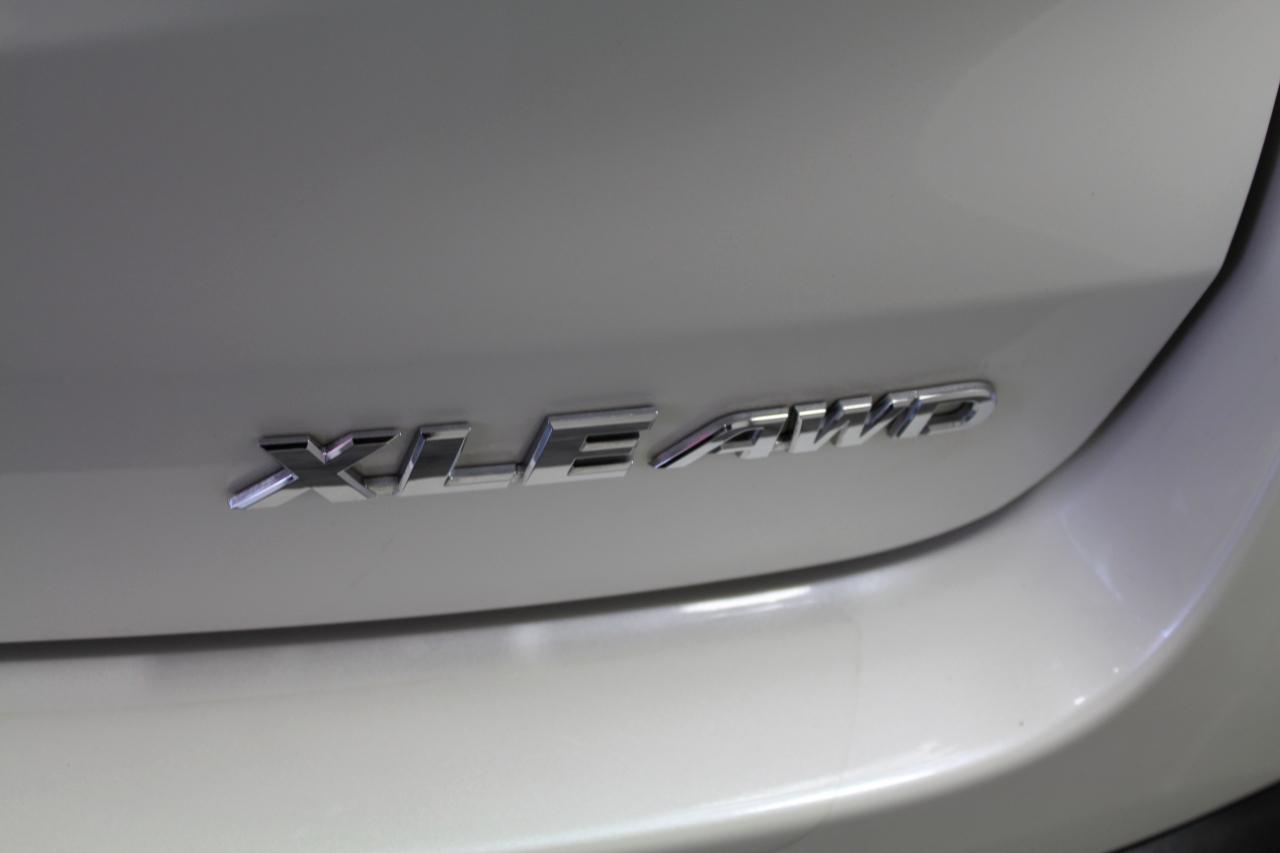 Toyota Highlander XLE V6 AWD (Natl) 2019