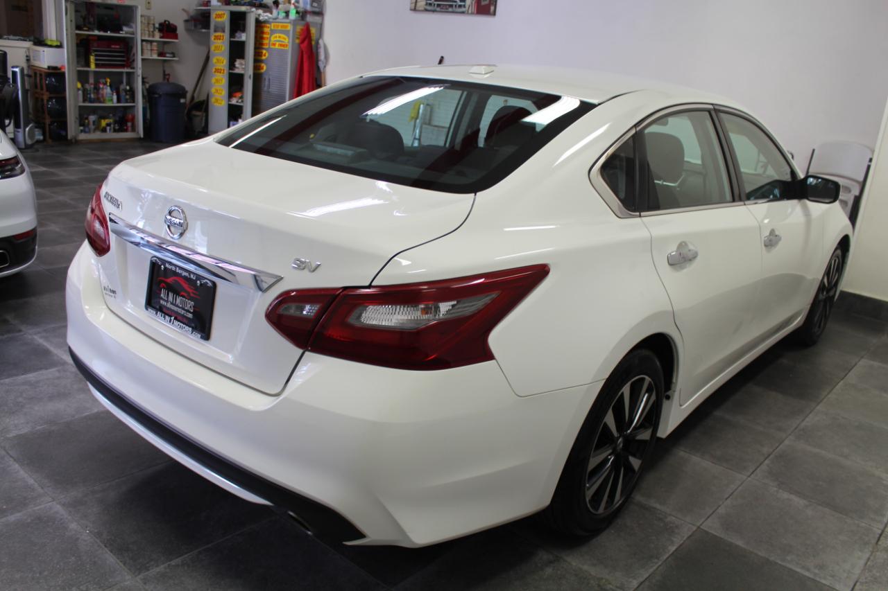 Nissan Altima 2.5 SV Sedan 2018