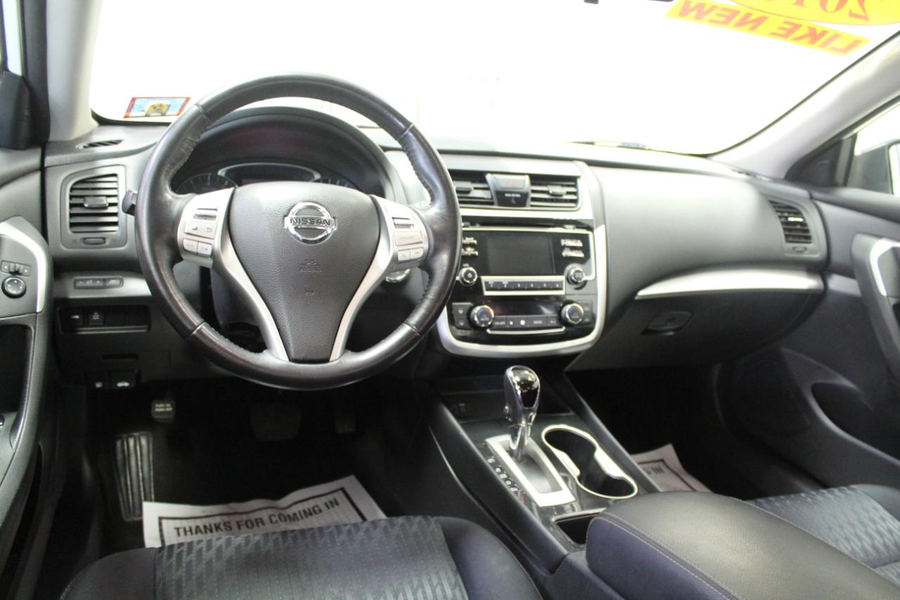 Nissan Altima 2.5 SV Sedan 2018