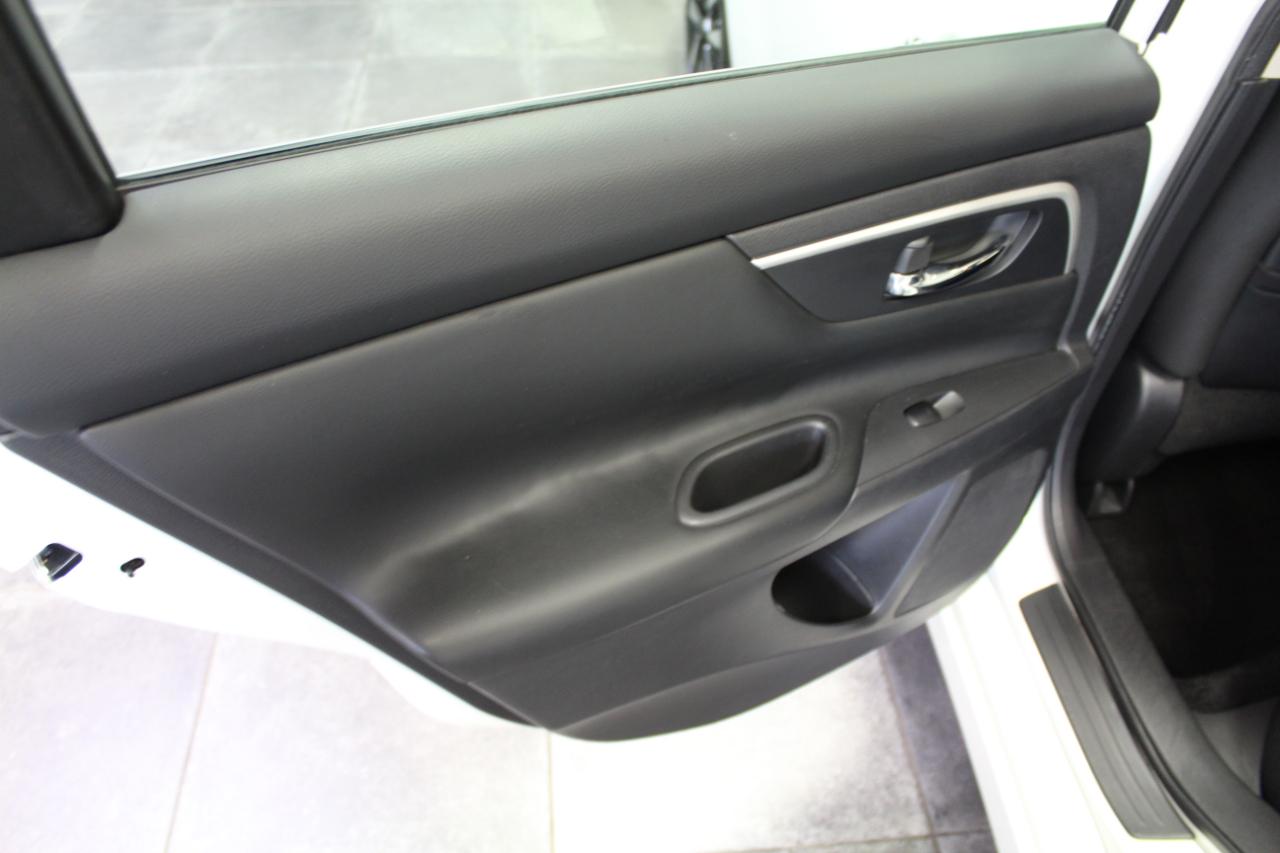 Nissan Altima 2.5 SV Sedan 2018