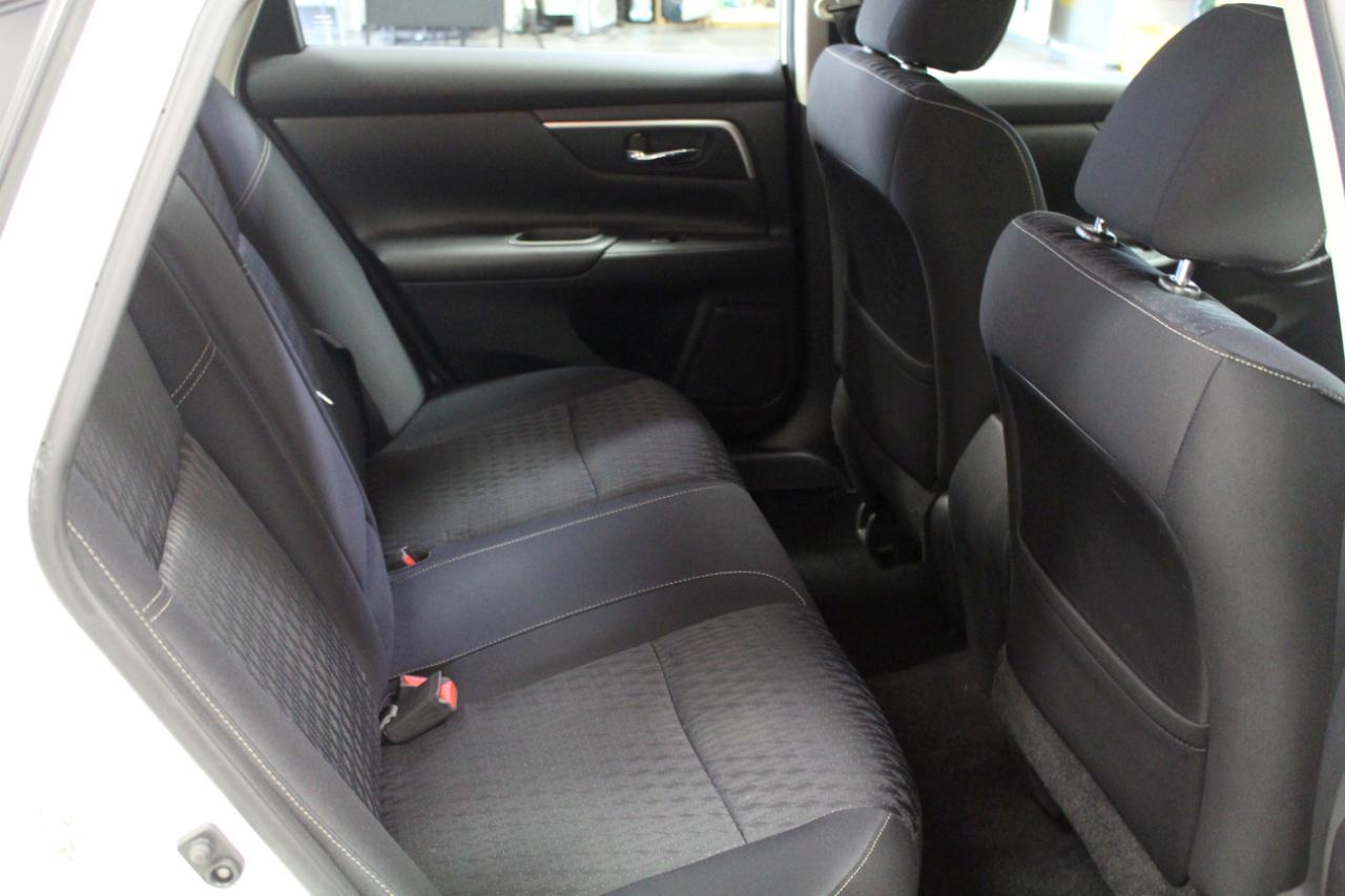 Nissan Altima 2.5 SV Sedan 2018
