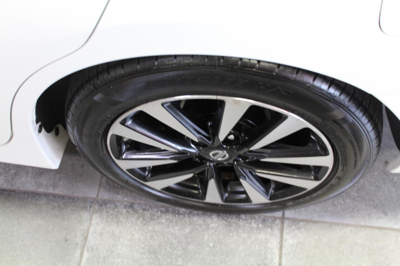 Nissan Altima 2.5 SV Sedan 2018