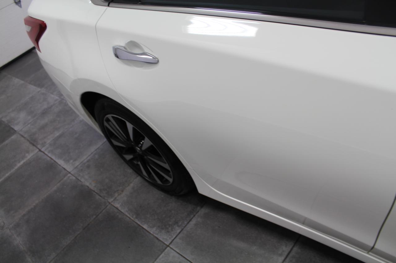 Nissan Altima 2.5 SV Sedan 2018